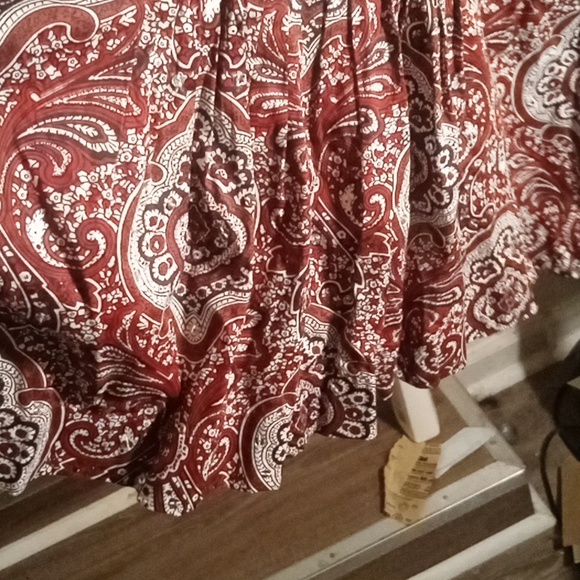 New 2X burgundy blouse by Talbots - Picture 6 of 8